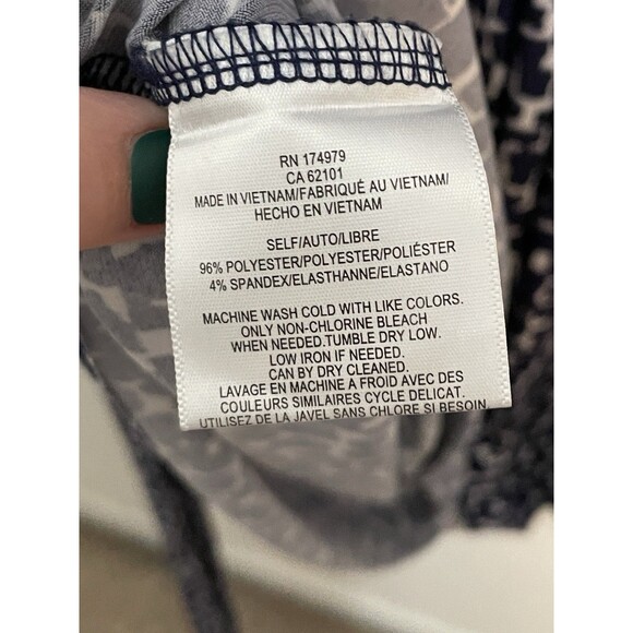 BCBGMAXAZRIA Women’s Large Blue White Print V-Neck Tie Waist Dress Stretch Wrap - Picture 6 of 8